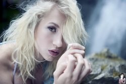 Natasha Legeyda 2014-07-19 (SuicideGirls.com) Birth of Venus (32).jpg