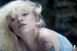 Natasha Legeyda 2014-07-19 (SuicideGirls.com) Birth of Venus (8).jpg