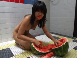 Melon (3).jpg