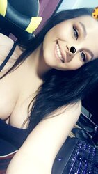 Jenelle Victoria qNwVwAA2Oo9.jpg