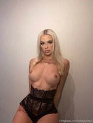 1624314303_abby-glasby-nude-onlyfans8.jpg