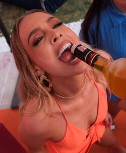 8wcbtpcftj281.jpg